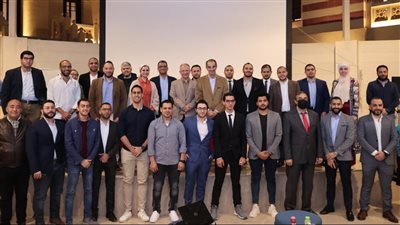 وزير الاتصالات يلتقى مجموعة من رواد الأعمال ضمن فعاليات يوم 