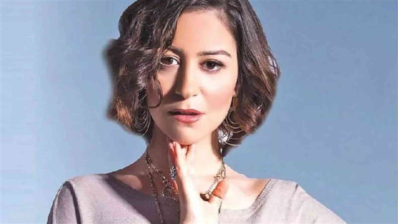 منه شلبي 