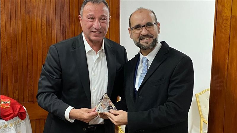 محمود الخطيب ورئيس