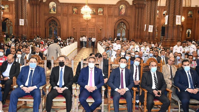 محافظ الفيوم يزور
