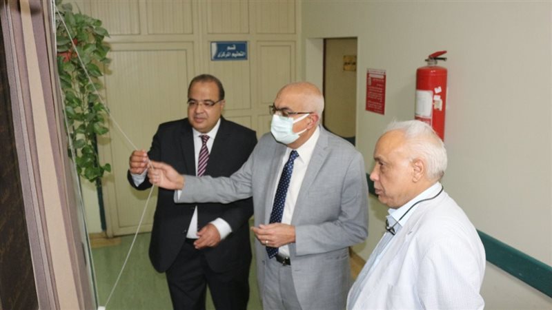 رئيس جامعة المنصورة