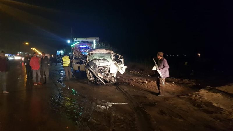 تصادم سيارتين