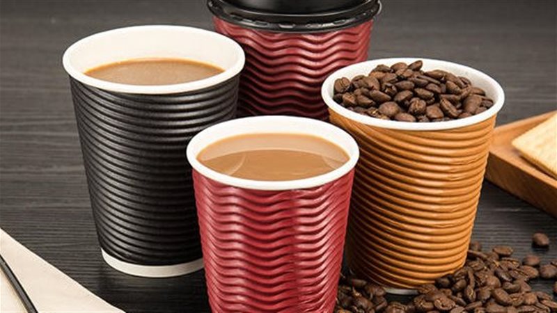 اكواب قهوة بلاستيكية