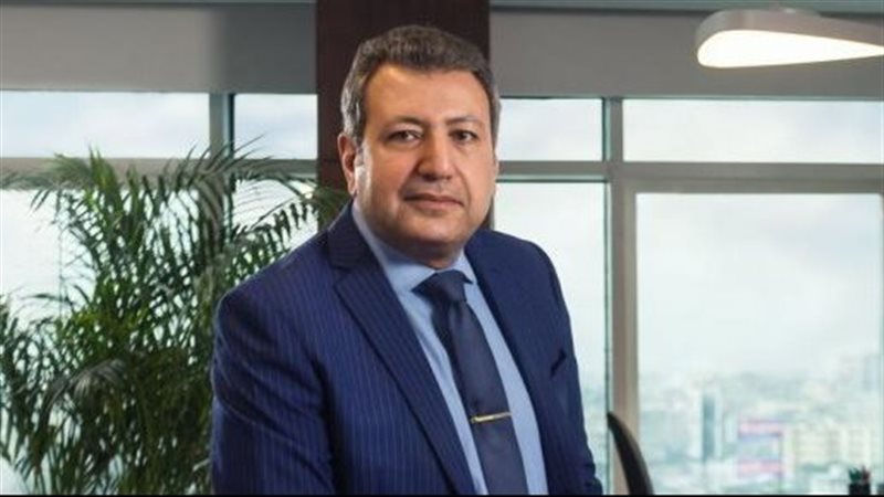 طارق شكري رئيس غرفة