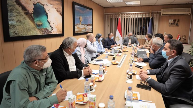 اجتماع وزير السياحة