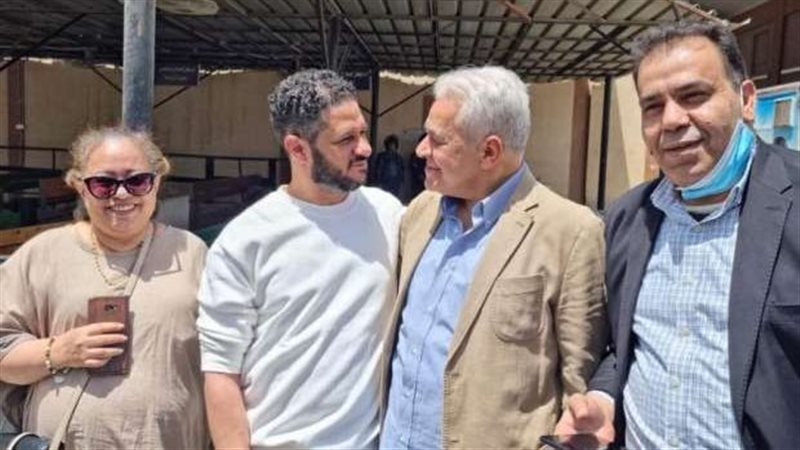 الصحفي حسام مؤنس
