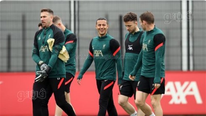 لاعبي ليفربول 