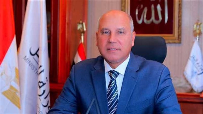 وزير النقل الفريق