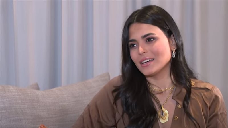 الفنانة أسماء جلال