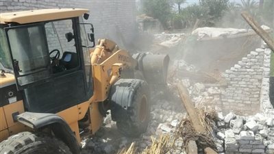 إزالة 19 حالة تعد وإيقاف حالات بناء مخالف استغلت إجازة العيد ببني سويف