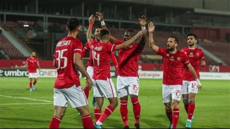 لاعبو الأهلي