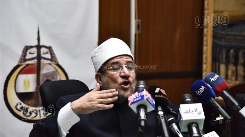 وزير الأوقاف الدكتور
