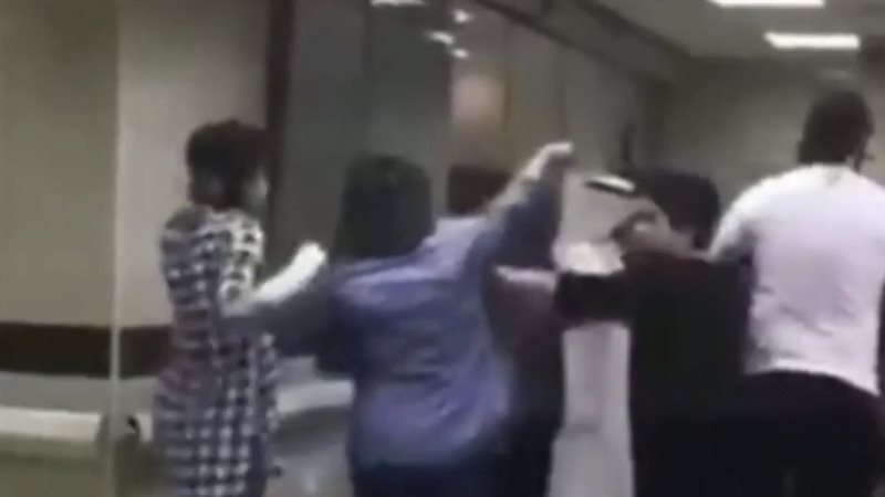 مشاجرة 