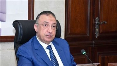 محافظ الإسكندرية: تواجد الباعة الجائلين بمحطة مصر وضع استثنائي 