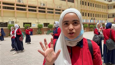 بث مباشر | خروج طلاب ثانية ثانوي من اللجان بعد أداء امتحاني الميكانيكا والجغرافيا بالإسكندرية