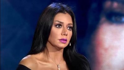 بدء جلسة النطق بالحكم في دعوى نزار الفارس ضد رانيا يوسف