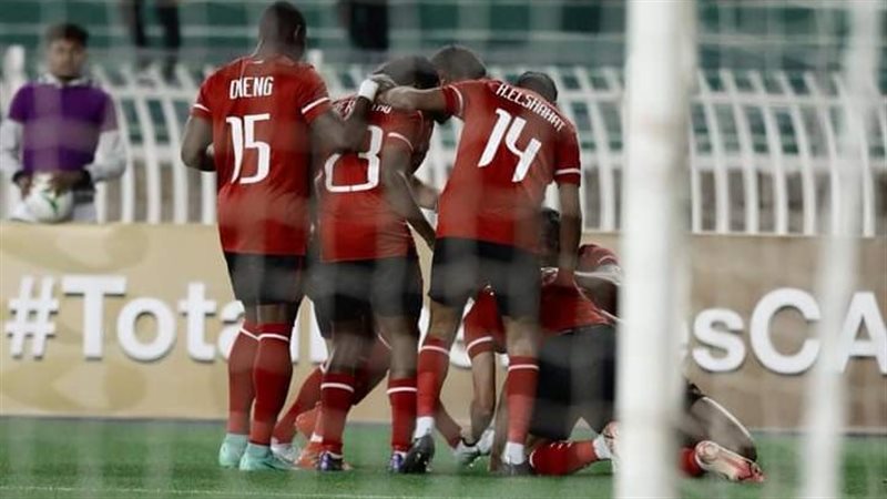 لاعبو الأهلي