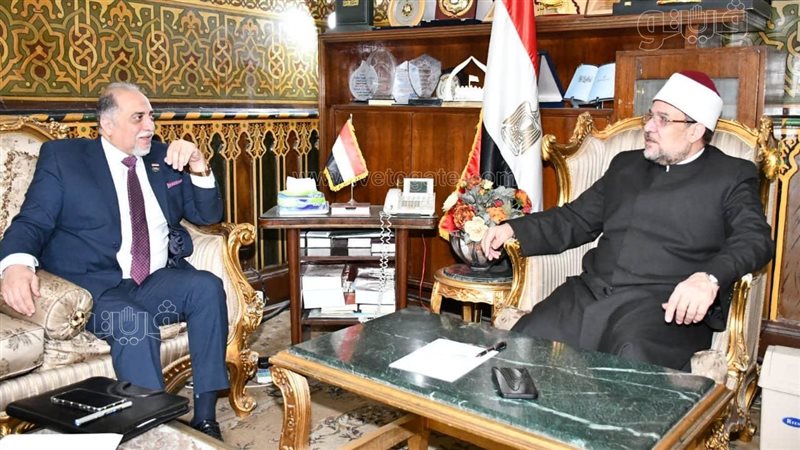 وزير الأوقاف الدكتور