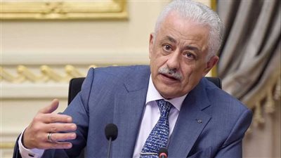 وزير التعليم ينهي أزمة الورقة البيضاء بامتحانات المرحلة الثانوية.. وأولياء الأمور قرار صائب