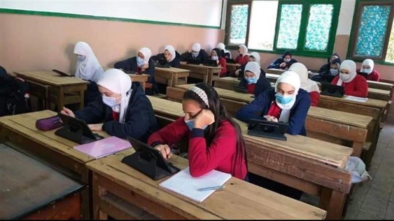 الصف الأول الثانوي