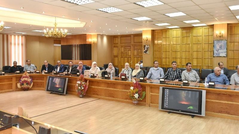 اجتماع محافظ الشرقية