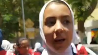 طالبات الصف الثاني الثانوي: الأسئلة الصعبة في امتحان الإنجليزي للمتميزين | فيديو