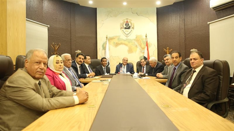 اللجنة المشرفة على