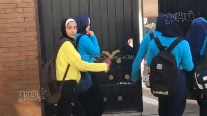 طلاب أولى ثانوي 