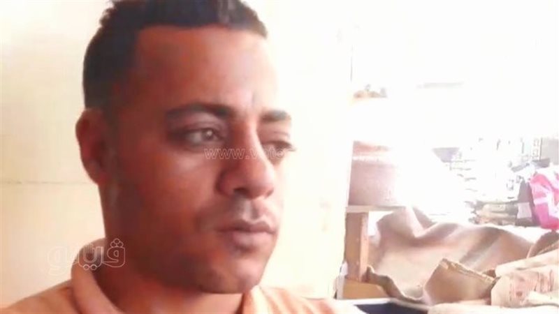 شاب يعثر على مبلغ