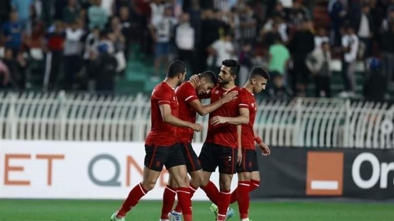 لاعبو الأهلي