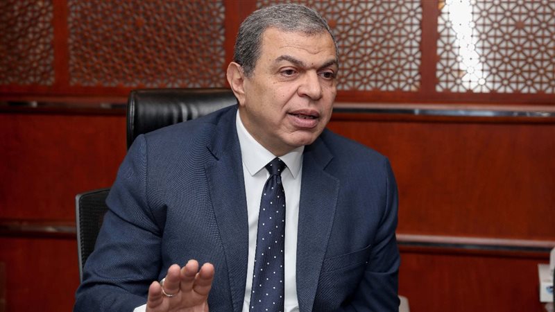 وزير القوى العاملة