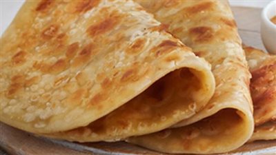 بالجلاش فقط.. طريقة عمل الفطير المشلتت في البيت | فيديو 