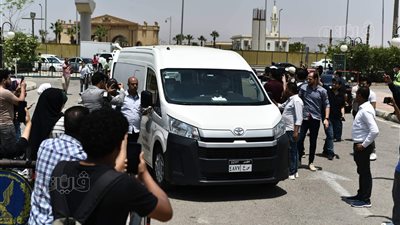 بث مباشر | هنا المرقد الأخير لعاشق الفنون.. مقابر المنارة بالإسكندرية تستعد لاستقبال جثمان سمير صبري 