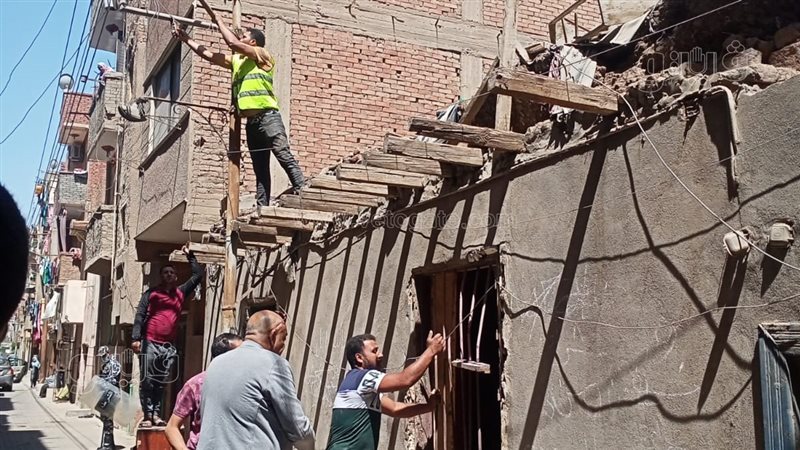 إزالة عقار سكني آيل