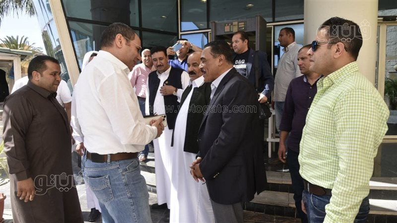 محافظ مطروح يستقبل
