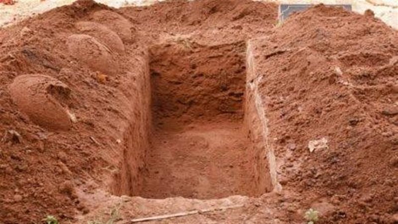 تفسير حلم دفن الميت