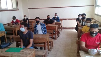 40 ألفا و201 طالب بالتعليم الفني يؤدون امتحانات المواد التحريرية غدا