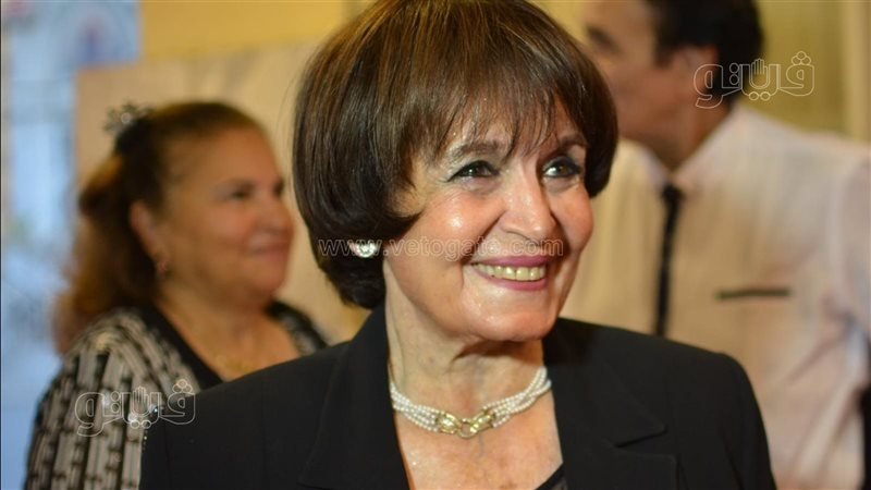 الفنانة سميرة أحمد