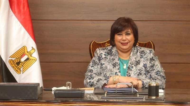 الدكتورة إيناس عبد