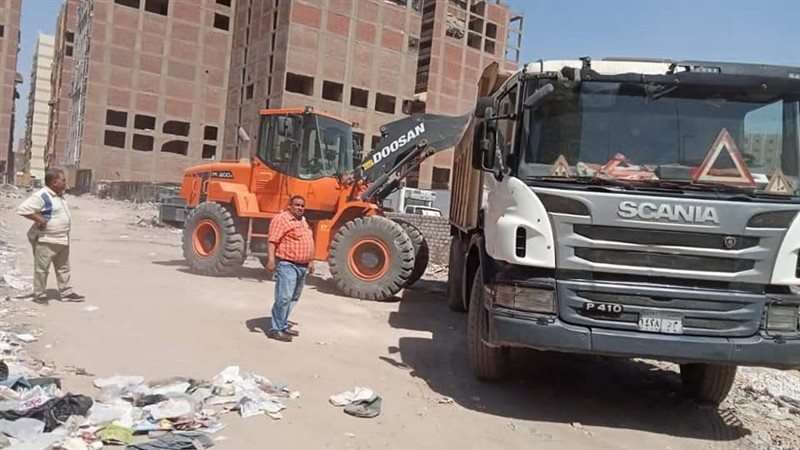 رفع مخلفات بمنطقة