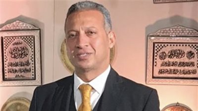 من بينهم عضو 6 أبريل.. 