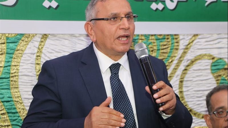 الدكتور عبد السند