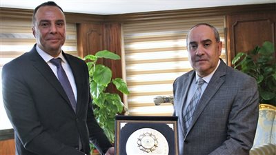وزير الطيران: استخدام تقنيات الثورة الصناعية لدخول عصر المطارات الذكية