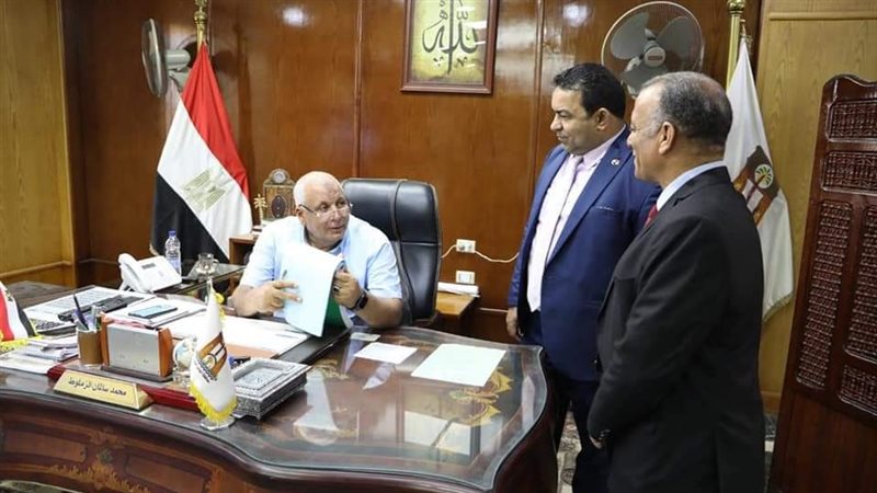 محافظ الوادي الجديد