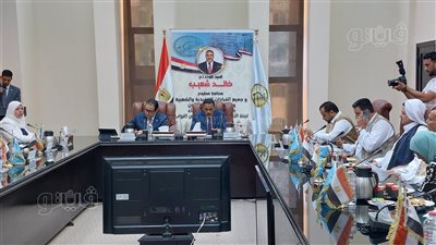 انطلاق اجتماع محافظ مطروح ولجنة النقل والمواصلات بمجلس النواب | صور 