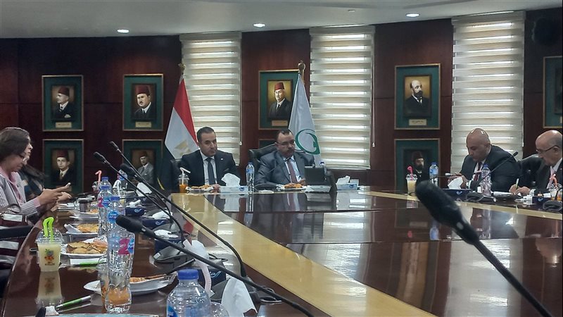 وفد لجنة الاتصالات