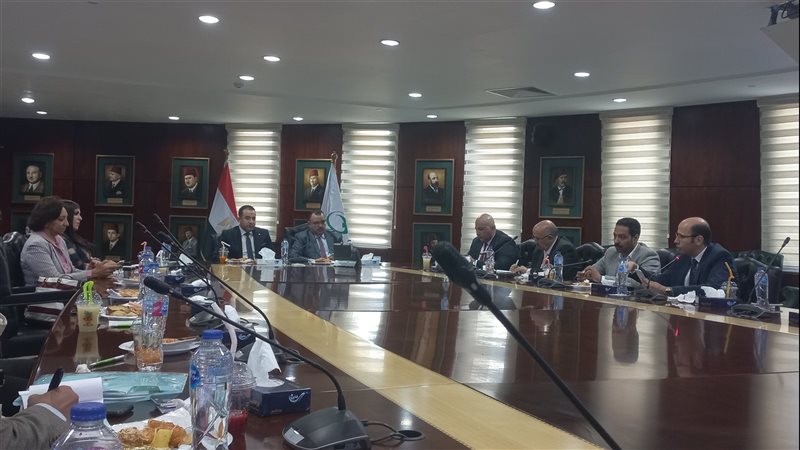 وفد اتصالات البرلمان