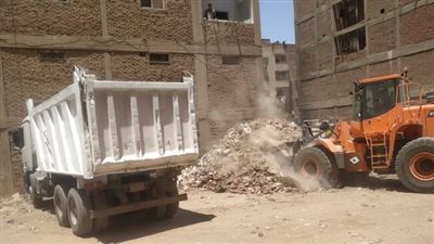 استمرار حملات رفع القمامة ونواتج الهدم بالمنوفية
