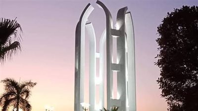 وزير التعليم العالي يستعرض تقريرًا حول تطور معدلات الأداء بجامعة حلوان الأهلية 