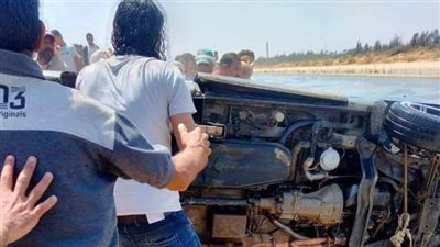 إصابة 10 أشخاص في انقلاب سيارة بمطروح 